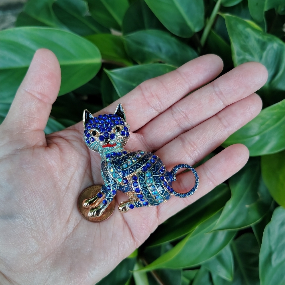 New Large Blue Rhinestone Cat Brooch – 2.36” Statement Pin - Picture 5 of 7